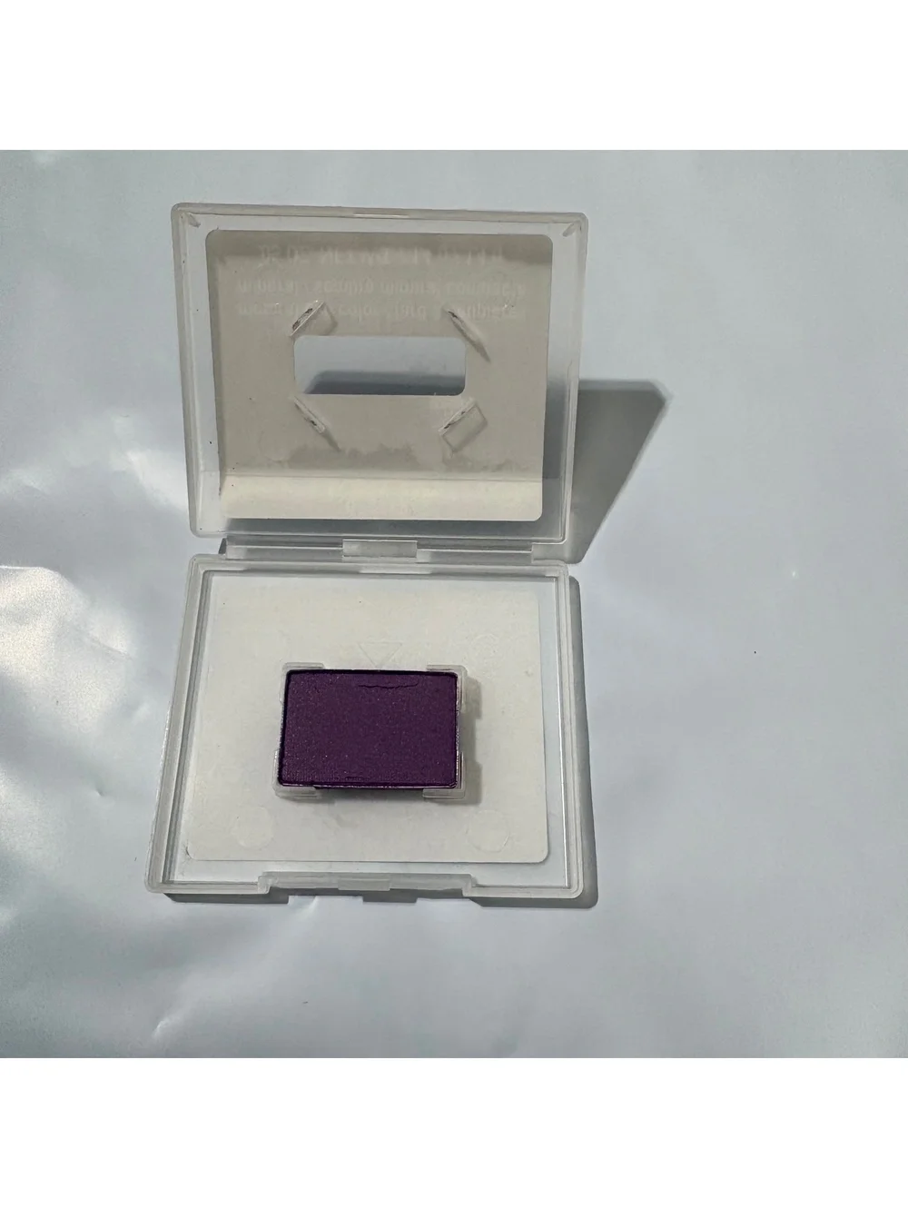 Mary Kay Mineral Eye Color Eyeshadow Iris Purple Shade .05 OZ New